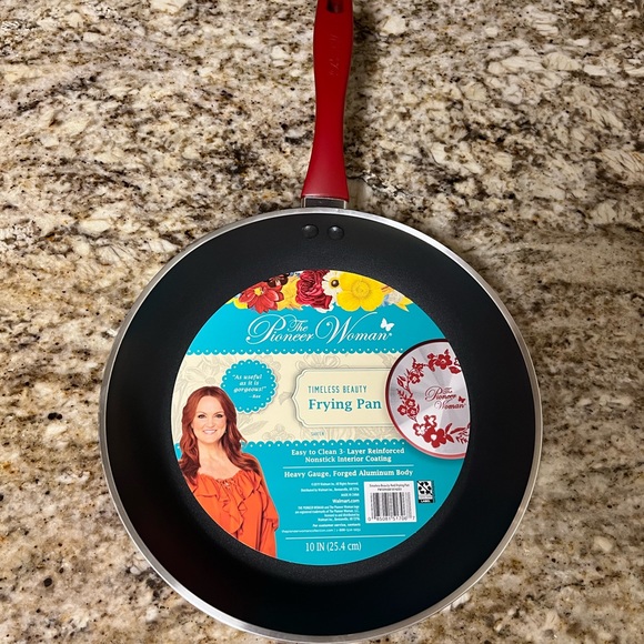 The Pioneer Woman Timeless Beauty Frying Pan - Picture 10 of 11